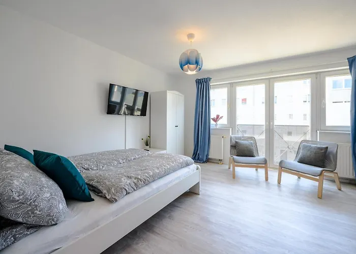 Helles In Top-lage Mit Parkplatz Magdebourg